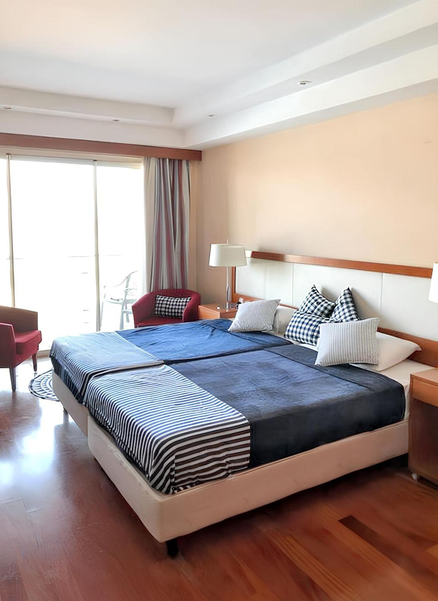 Charming Apartment In Estombar With Private Pool. Экстерьер фото
