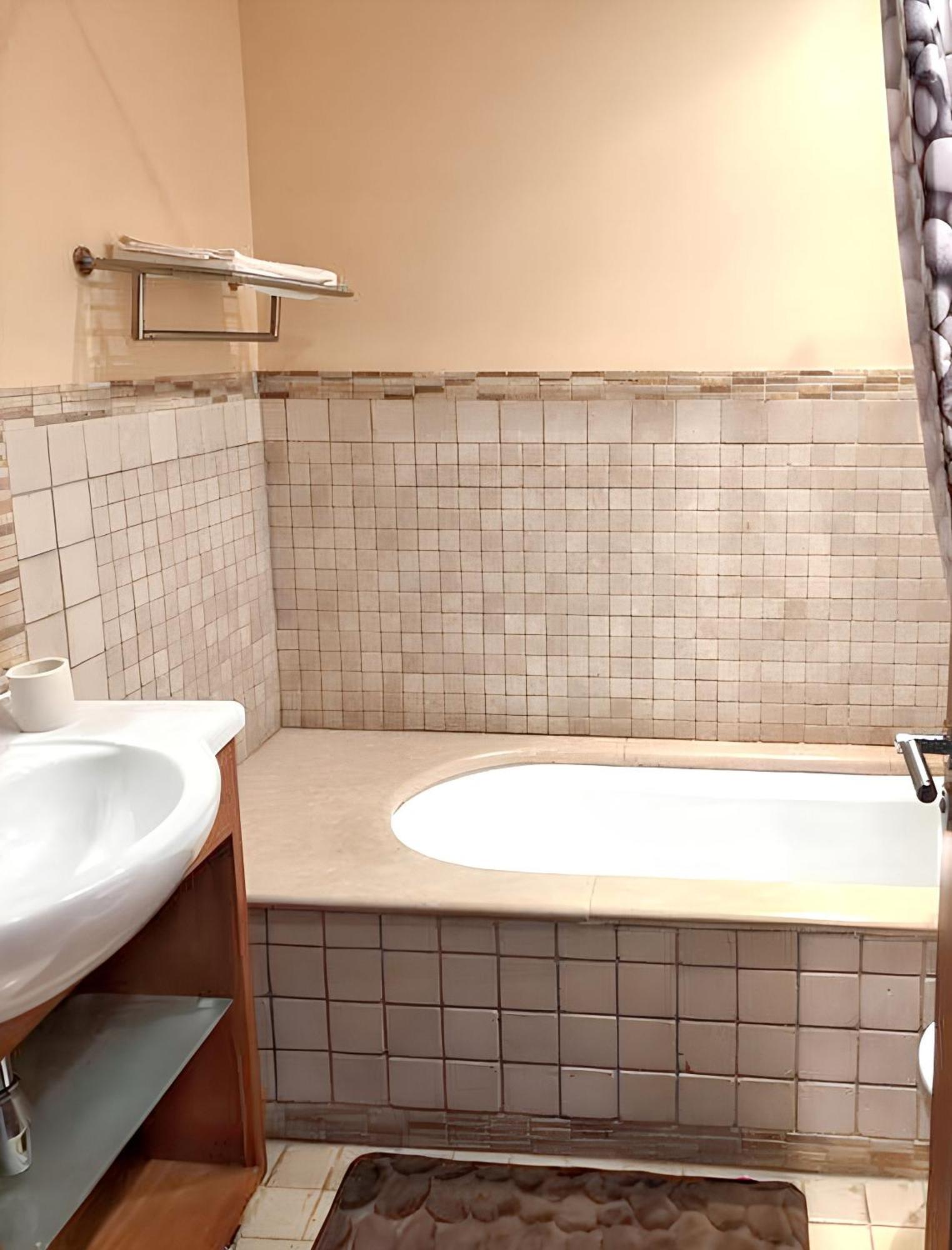 Charming Apartment In Estombar With Private Pool. Экстерьер фото